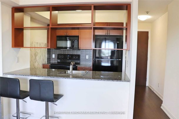 For Lease - 181 Village Green Square Unit# 811, Toronto, Ontario - Photo 1