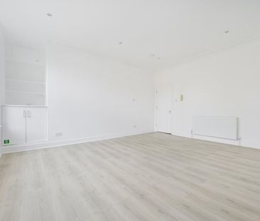 2 bedroom apartment - Photo 4