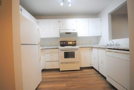 Edmonton Unfurnished Condo Rental in Clareview - Unfurnished Two Bedroom In Clareview - Photo 5