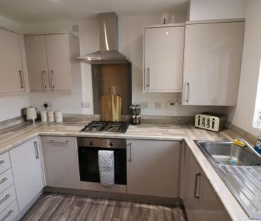 3 bedroom terraced house to rent - Photo 2