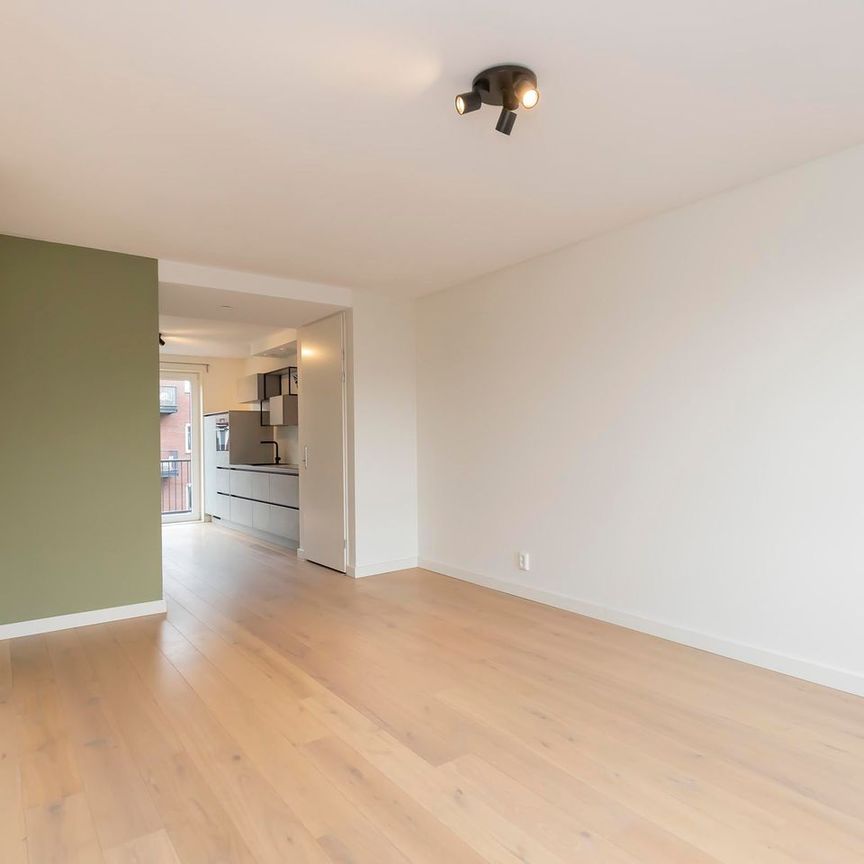 Willem de Zwijgerlaan 245-B, Landlust-Zuid, 1055PV, Amsterdam - Photo 1