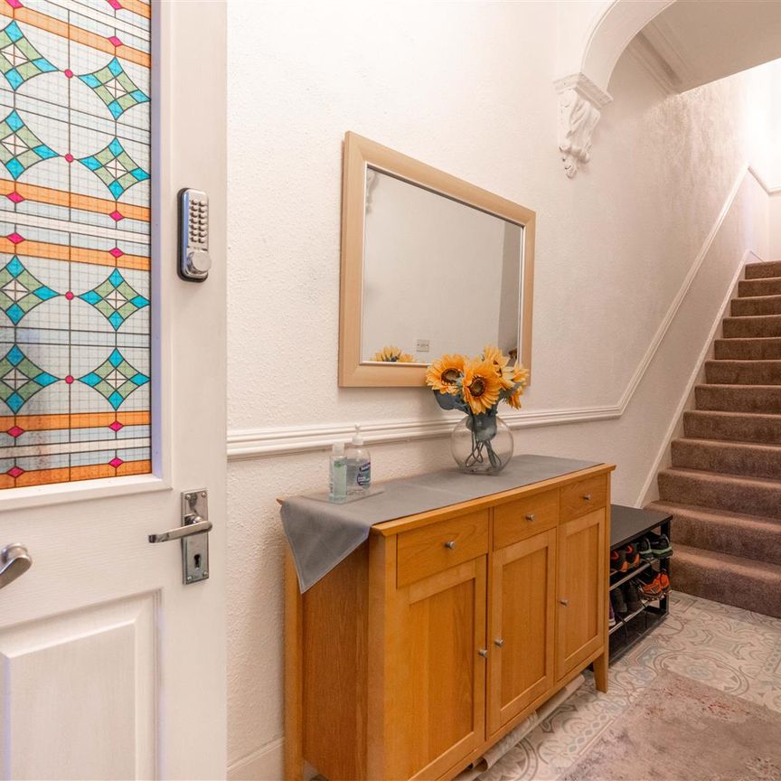 4 bed maisonette to rent in Chester Crescent, Sandyford, NE2 - Photo 1