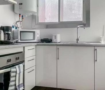 Carrer de lAntiga Travessera, L'Hospitalet de Llobregat, Catalonia ... - Photo 4