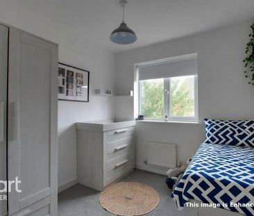 3 bedroom detached house to rent - Photo 2