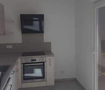 Location Appartement 3 pièces 61m² - Photo 6