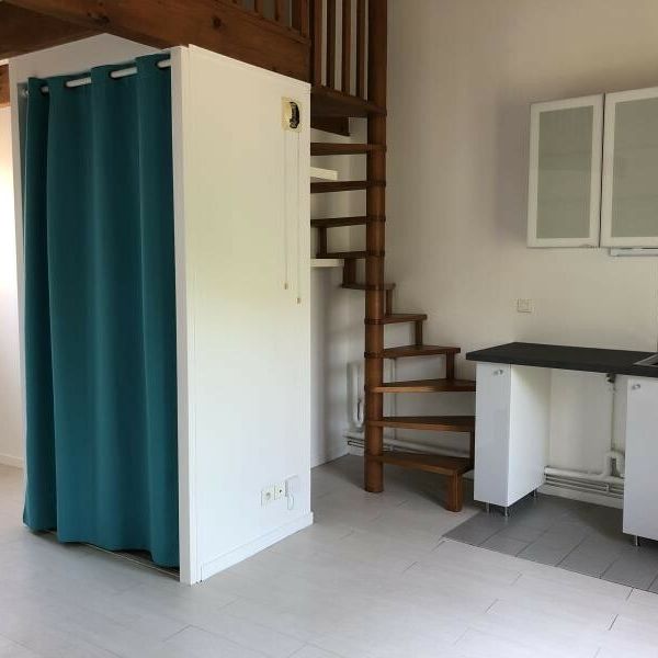 Location Appartement 1 pièce 21m² PALAISEAU 91120 - Photo 1