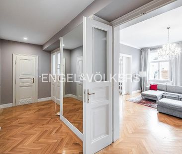 Pronájem bytu 3+1 120 m² - Photo 1