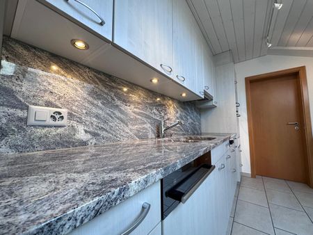 3.5 Zimmer, 111 m², 2. Stock - Photo 2