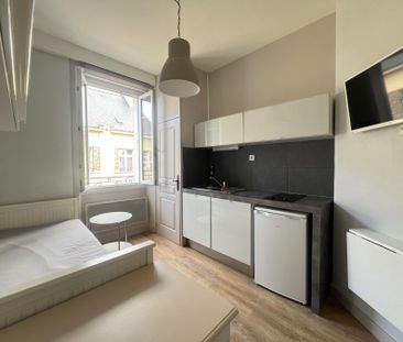 Location Appartement RENNES / Quartier CENTRE-VILLE - Photo 1