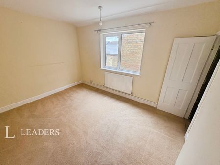 1 bedroom flat to rent Great Whyte - Photo 4