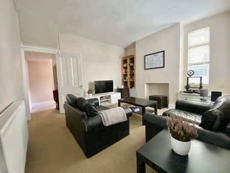 4 Bed End Terrace, Student House - Springfield Avenue, BS7 - Photo 2