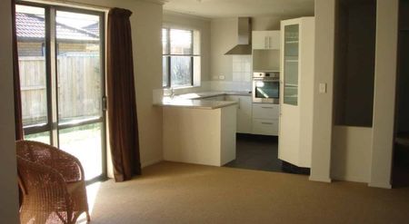 32 Te Manatu Drive, Huntington - Photo 2