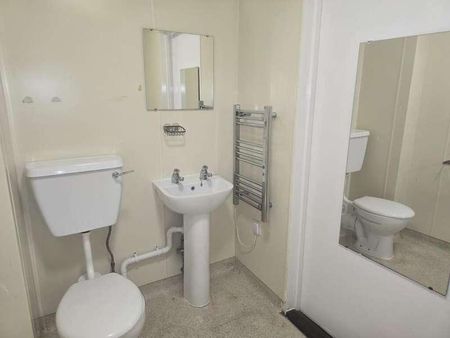 Trinity Road, Bootle, L20 - Photo 4