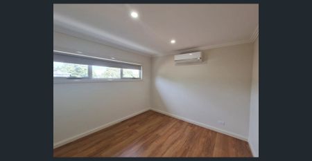 Luxury meets Location - Photo 3