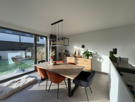 Gelijkvloers appartement met privé tuin in centrum Beverst. - Photo 3