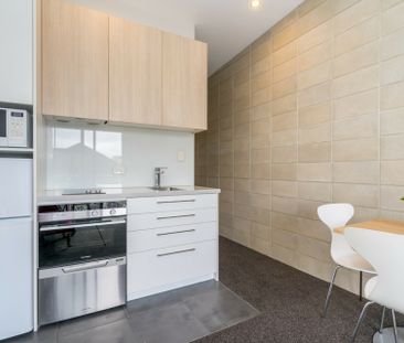 Inner city apartment - Available soon! - Photo 6