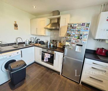 2 bedroom flat to rent - Photo 3