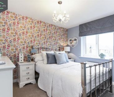 3 bedroom semi-detached house to rent - Photo 2