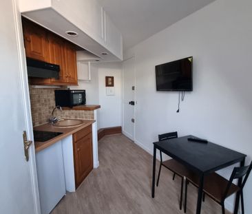 Location Appartement 1 pièce 9m² PARIS 8ème - Photo 5