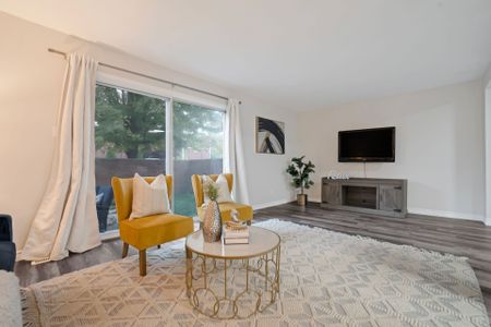 For Lease - 770 Fanshawe Park Road Unit# 60, London North, Ontario - Photo 3