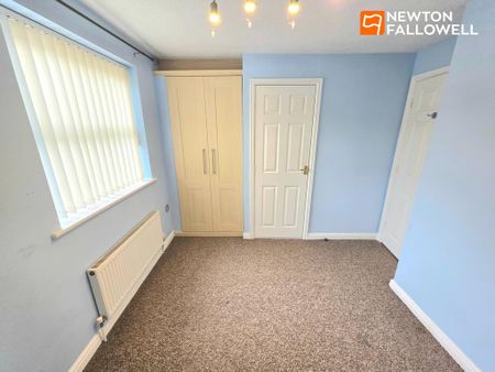 2 bedroom semi-detached house to rent - Photo 5