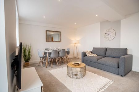 2 bedroom flat to rent - Photo 5