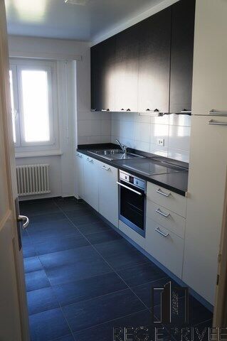 Appartement de 2.5p. avec balcon - Foto 2