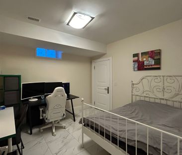 For Lease - 64 Churchill Ave Avenue Unit# Basement, Toronto, Ontario - Photo 3