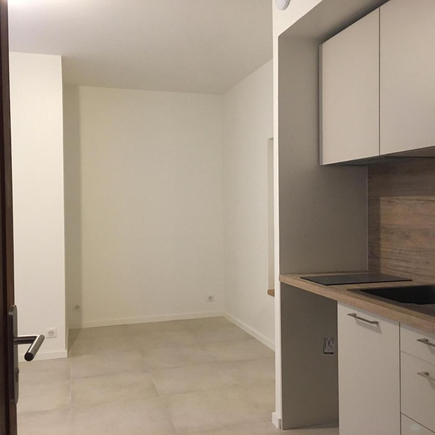 Location Appartement 1 pièce 19m² BORDEAUX 33000 - Photo 1