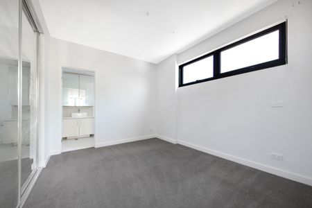 104/61 Lees St, McKinnon VIC 3204 - Apartment For Rent | Domain - Photo 3