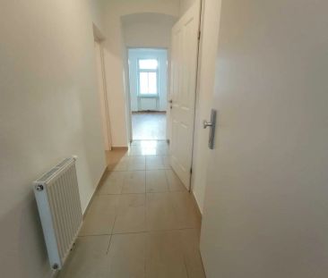 Super – Singlewohnung nähe Millenium City! - Photo 1