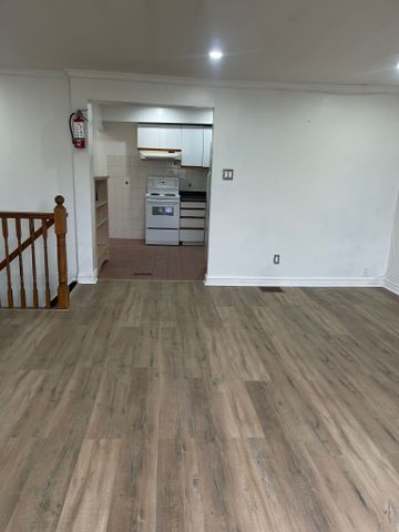 For Lease - 700 Brock Avenue, Toronto, Ontario - Photo 4