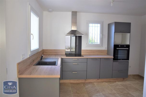 Location Maison 3 pièces 63m² ROGNAC 13340 - Photo 1