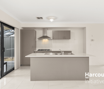 Family Home - Photo 2