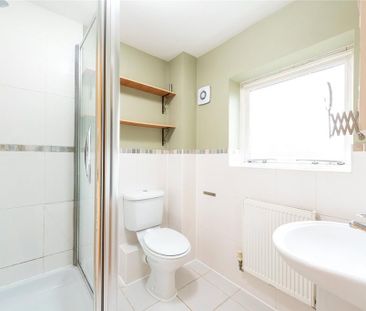 4 bedroom terraced house to rent - Photo 4