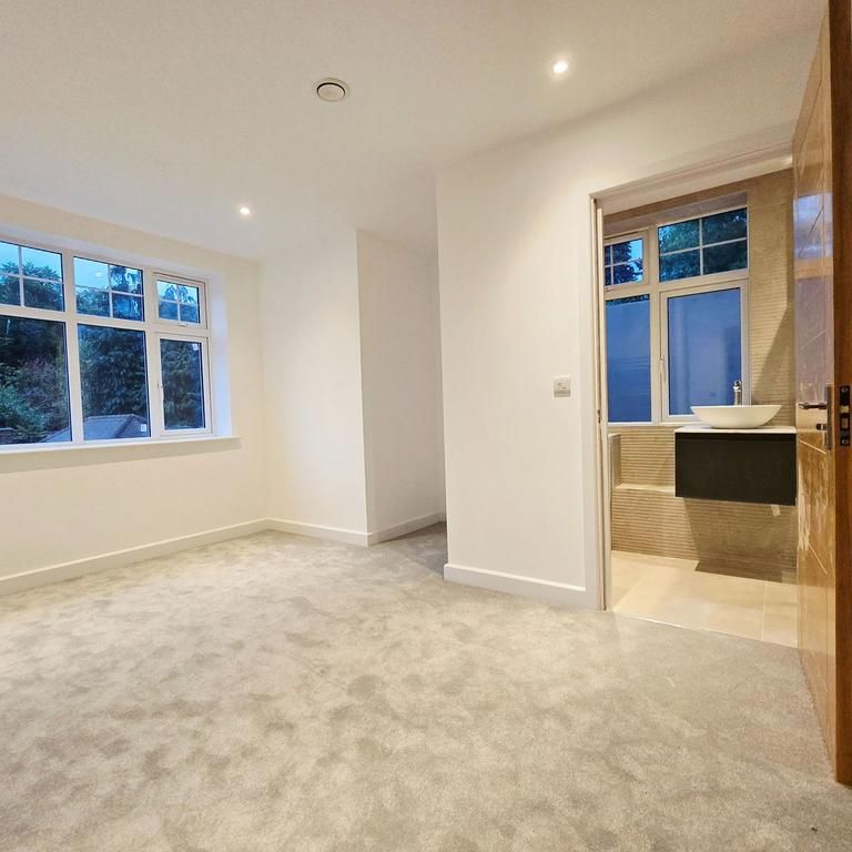 5 bedroom terraced house to rent - Photo 1