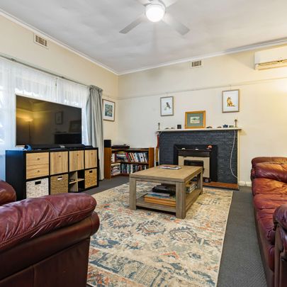 15 Floral Avenue - Photo 1