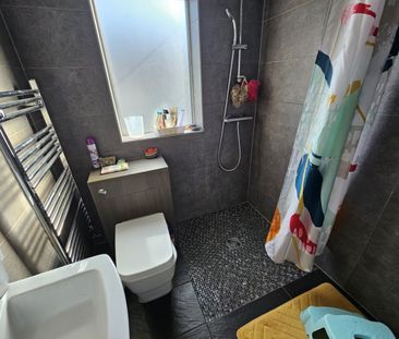 3 bed Terraced - To Let - Photo 4