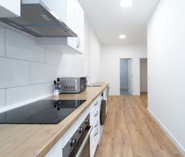 Calle de Tracia, Madrid, Community of Madrid 28037 - Photo 2