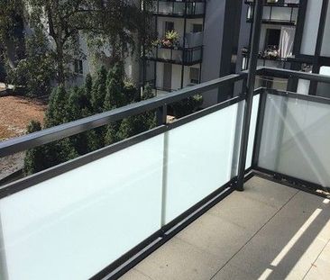 Top renovierte 2-Zimmer-Wohnung mit Balkon, ab sofort zu vermieten - Photo 2