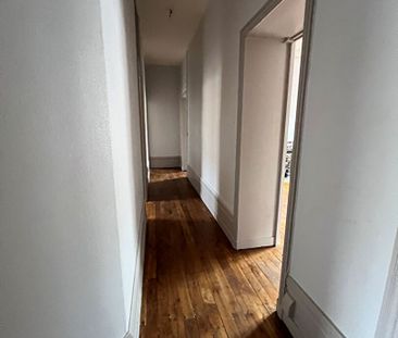 Location Appartement 5 pièces 114m² - Photo 4