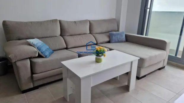 Apartamento en alquiler en Paseo Marítimo - Photo 1
