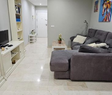 Apartamento de alquiler en Avenida Avenida Inmaculada Concepción, A... - Photo 4