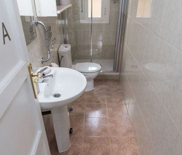 Beautiful room in General Lacy Street - Photo 5