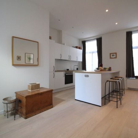 Centre de Bruxelles - Triplex +/- 70m² - Bruxelles 1 - Photo 3