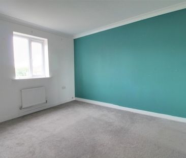 Berry Maud Lane, Shirley, B90 - Photo 2