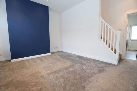 Fenton Street, Bury, BL8 1LU - Photo 3