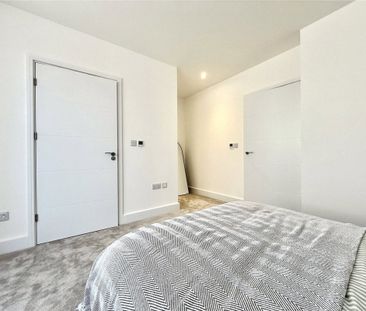 Harmony, 5 Burnaby Road, Bournemouth, Dorset, BH4 - Photo 6