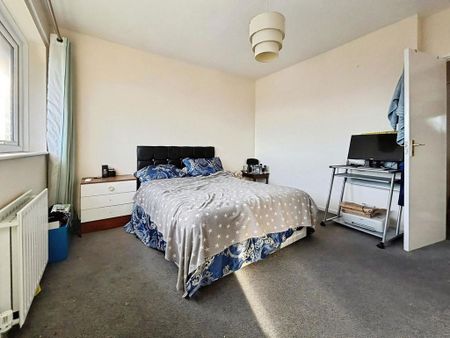 2 bedroom maisonette to rent - Photo 4