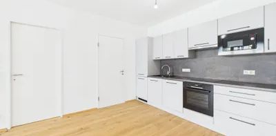 Erstbezug: Hochwertige 2-Zimmer-Mietwohnung mit Terrasse und Garten in Ruhelage inkl. Garage - Photo 2